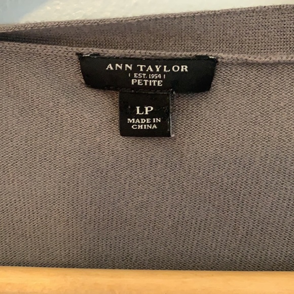 Ann Taylor Cardigan - Picture 3 of 6